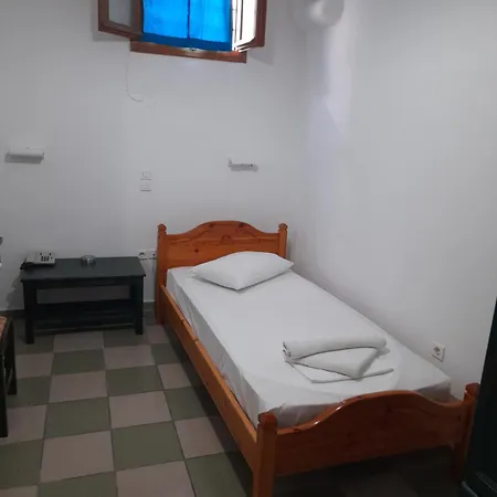Siroco'S Rooms And Studios Parikia  Exterior photo
