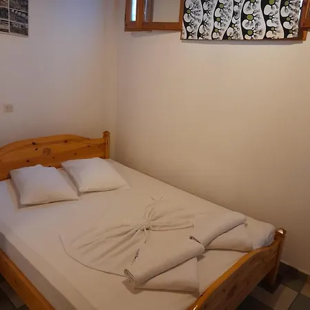 Siroco'S Rooms And Studios Parikia  Exterior photo