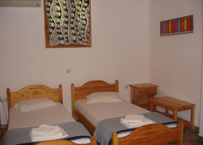 Siroco\'S Rooms And Studios